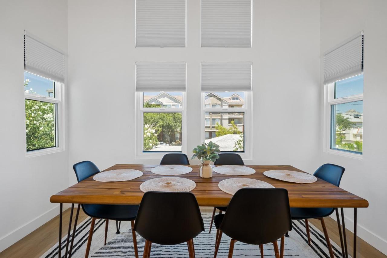 Chic Uptown Phoenix Home - Pool Table & Perfect Location 외부 사진